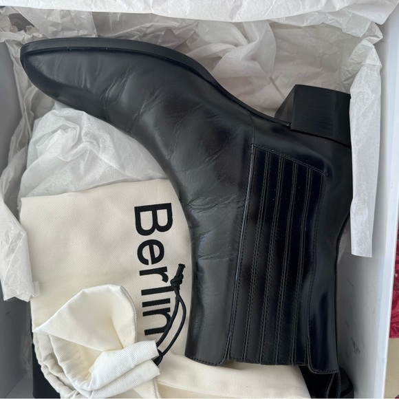 NEW Aeyde Neil Calfskin Leather Boots Black 41 - Picture 7 of 12